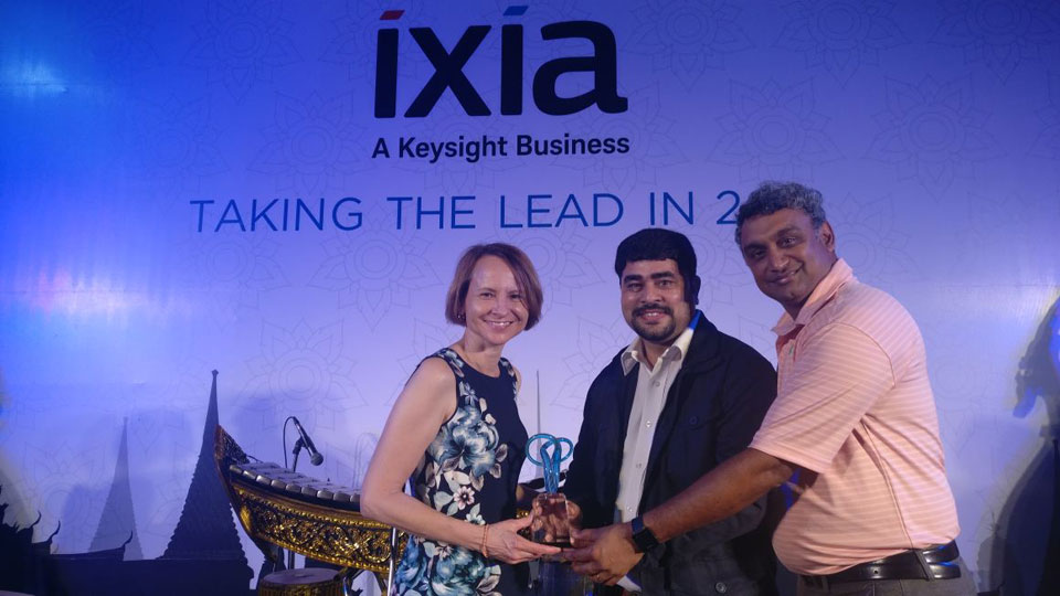 Ixia-presents-Inflow-with-Rising-Star-Award-FY-17-18